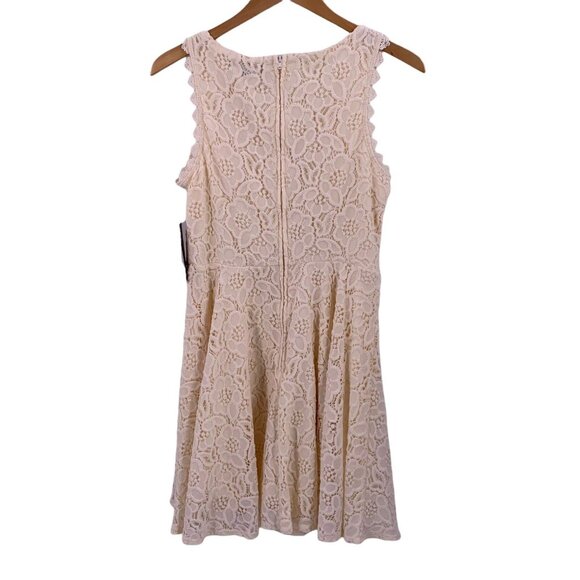 City Studio Ivory Lace Fit & Flare Dress Sz 11 NWT - Picture 6 of 6
